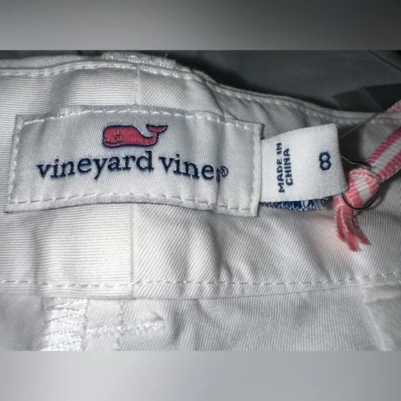 *NWT* Vineyard Vines White Shorts with Green Margarita Embroidery Sz. 8 - Picture 3 of 4